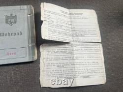 LOT (3) Original WWI WWII Soldat Allemand Wehrpass Heer (Armée) Argent Lettres
