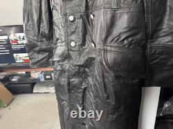 Manteau long en cuir noir d'officier allemand de la Seconde Guerre mondiale par STURM, fabriqué en Allemagne, taille 52
