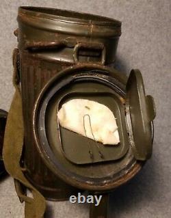 Masque Et Boîte De Gaz Originaux De L’armée Allemande De La Seconde Guerre Mondiale