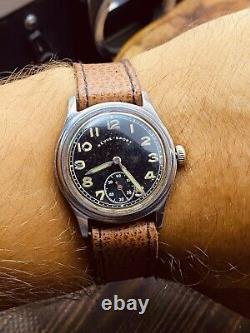 Montre-bracelet militaire rare de l'armée allemande REVUE - SPORT DH boîtier en acier période de la Seconde Guerre mondiale #6469