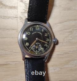 Montre militaire allemande de la Seconde Guerre mondiale D. H. Revue-Sport, modèle de la Wehrmacht - numéro de série D200522H