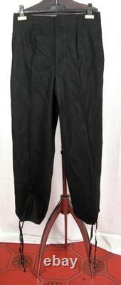 Pantalon de campagne noir des troupes d’élite de l’armée allemande de la Seconde Guerre mondiale