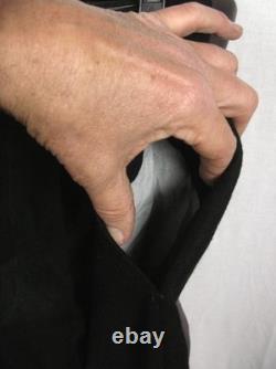 Pantalon de campagne noir des troupes d’élite de l’armée allemande de la Seconde Guerre mondiale