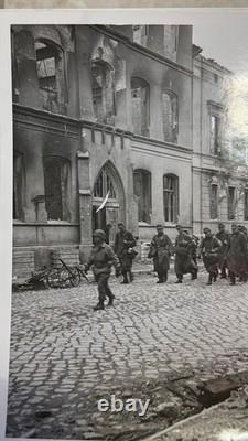 Photo du Corps des transmissions de l'armée américaine de la Seconde Guerre mondiale : prisonniers allemands, Zerbst, Allemagne, 63e division d'infanterie