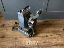 Projecteur de film militaire allemand de la Seconde Guerre mondiale Paillard Bolex modèle G 16 mm 8 mm