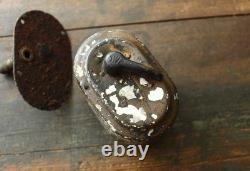 Relique de bataille originale de la WWII - Commutateur d'essuie-glace de voiture de l'armée allemande avec dommages de bataille