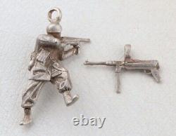 Seconde Guerre mondiale Allemand WW2 Pendentif MP 40 Parachutiste en ATTAQUE Mitrailleuse MILITAIRE Armée