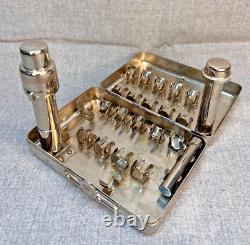 Seconde Guerre mondiale Armée allemande Drei Pfeil Marke Boîte de conteneur de stérilisateur de seringue médicale de campagne