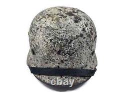 Seconde Guerre mondiale WW2 M35 Casque militaire allemand camouflé blanchi à la chaux relique militaire partielle