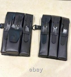 Seconde Guerre mondiale, armée allemande, sac à munitions en cuir pour MP38 MP40, paire de porte-chargeurs en cuir Seconde Guerre mondiale, armée allemande, sac à munitions en cuir pour MP38 MP40, paire de porte-chargeurs en cuir