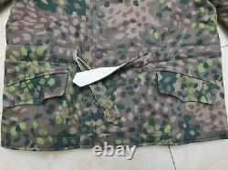 Taille S Manteau de camouflage pois Dot44 de l'armée allemande de la Seconde Guerre mondiale et parka réversible blanche d'hiver.