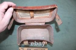 Trousse de premiers secours médicale allemande datée de 1940 avec contenu, bandage de plaie de l'armée