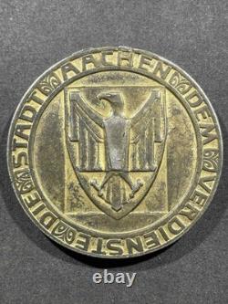 WW2 Seconde Guerre mondiale Armée allemande Médaille de table de la récompense au mérite civil d’Aix-la-Chapelle en argent 990
