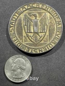 WW2 Seconde Guerre mondiale Armée allemande Médaille de table de la récompense au mérite civil d’Aix-la-Chapelle en argent 990